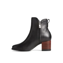 Seaport Heel Water Resistant Leather Boot